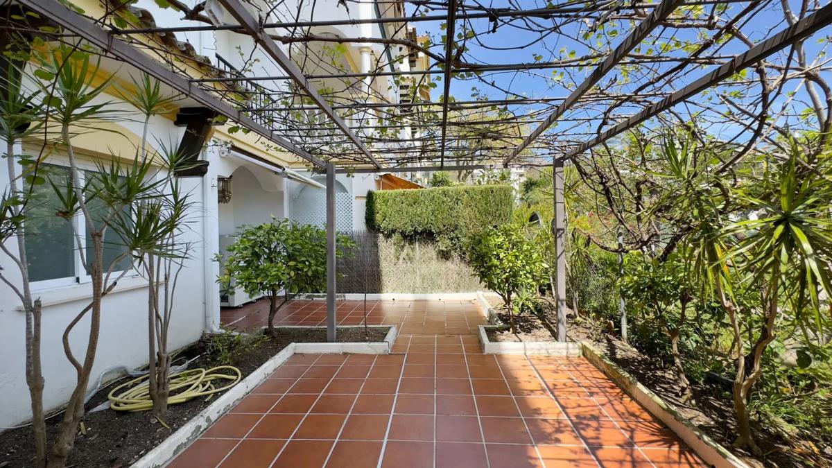 Sale of apartment in Bulevar Ashmawi, Marbella
photo 3