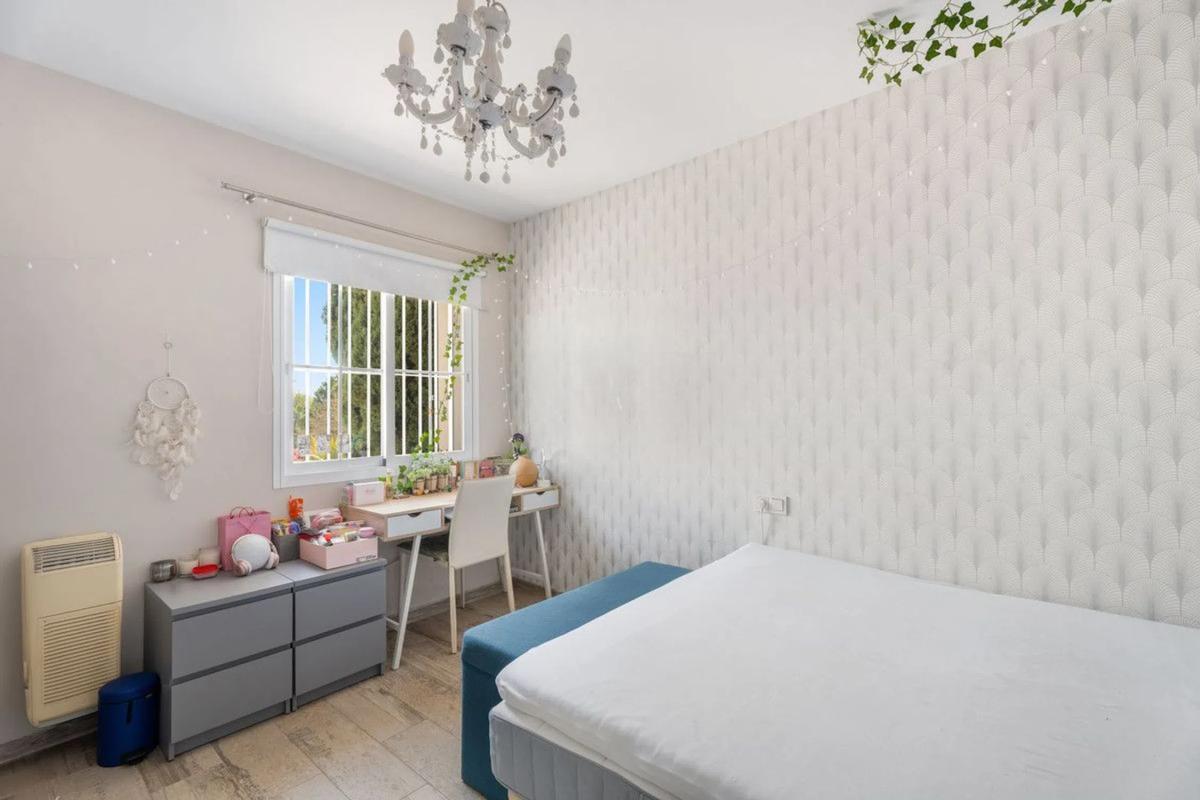 Venta de chalet adosado en Barrio Nagüeles , Marbella photo 4