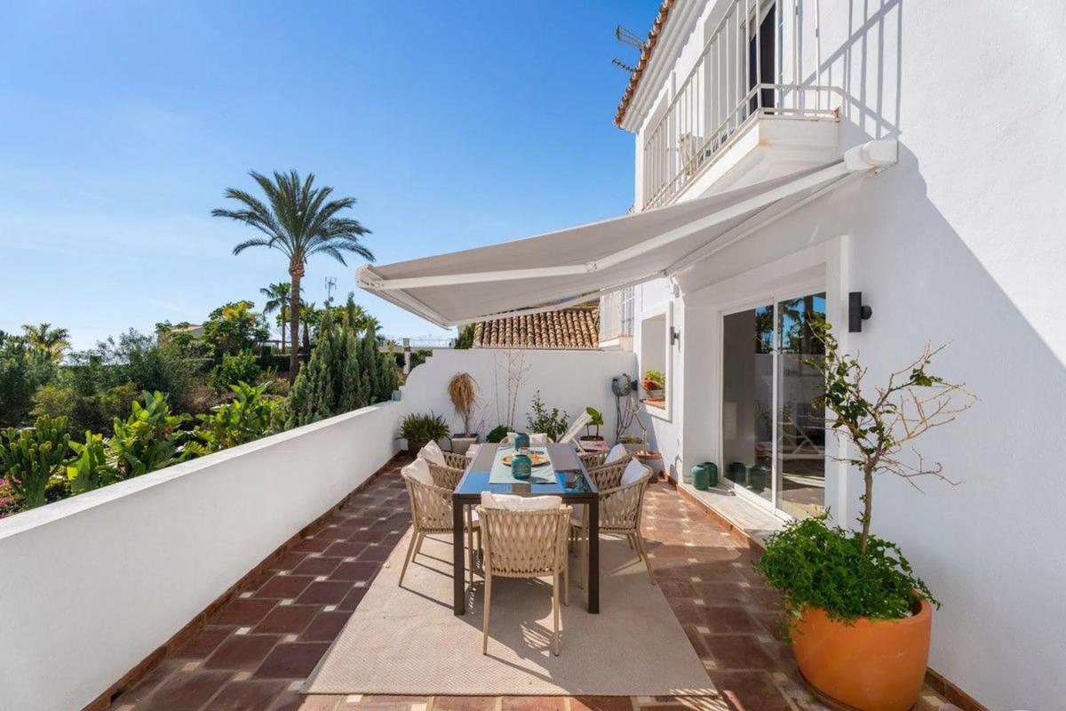Venta de chalet adosado en Marbella Hill Village, Marbella Hill Club Casa 4 a s/n , Marbella photo 5