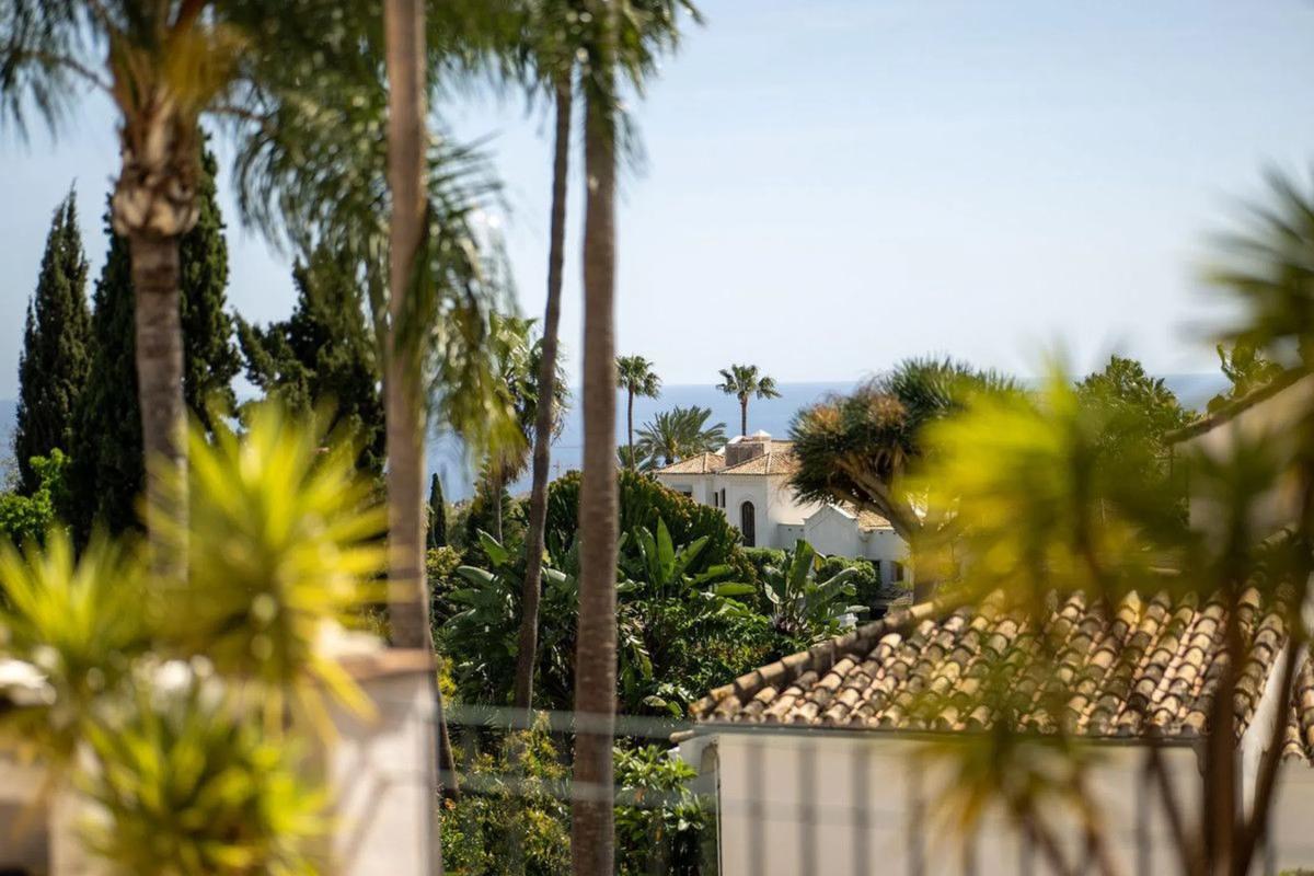 Venta de chalet adosado en Urbanización Marbella Hill Club, 31 T , Marbella photo 4