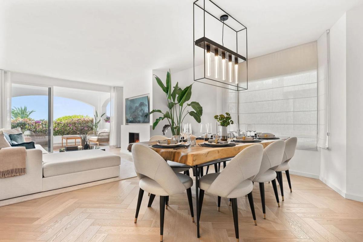 Venta de chalet adosado en Barrio Sierra Blanca , Marbella photo 3