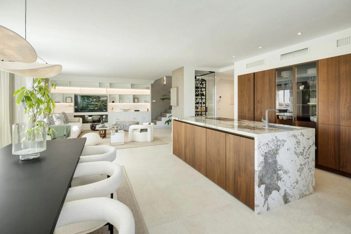 Venta de duplex en Lugar Nagueles, 1, Marbella photo 2