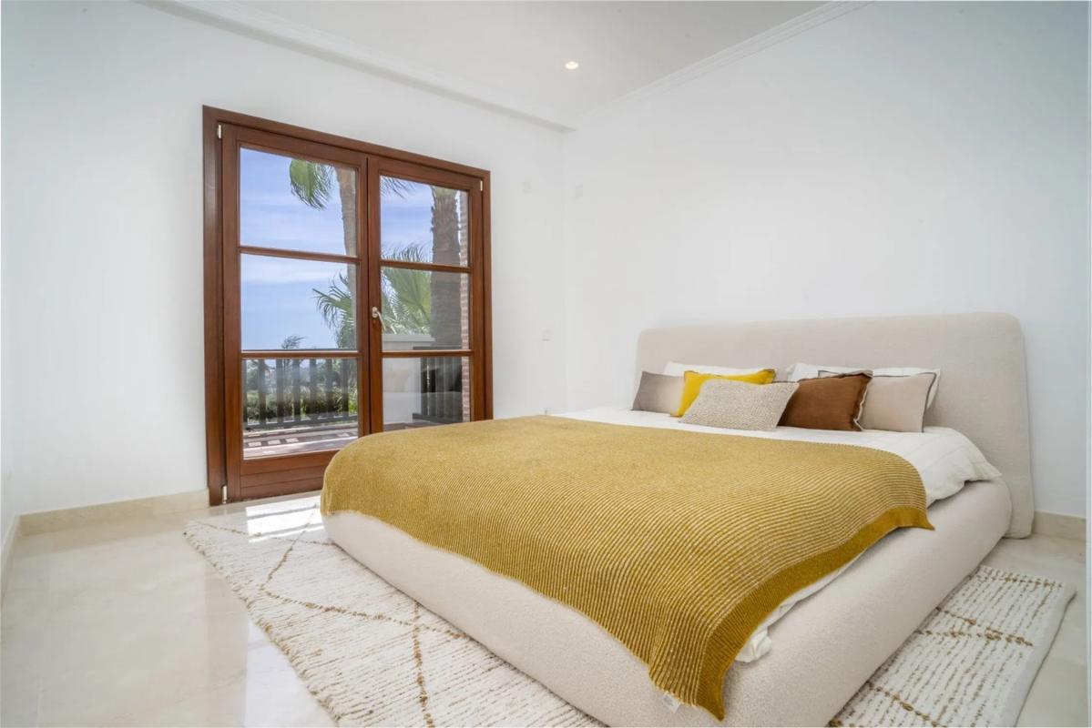 Sale of independent chalet in Barrio Nagüeles, Marbella
 photo 2