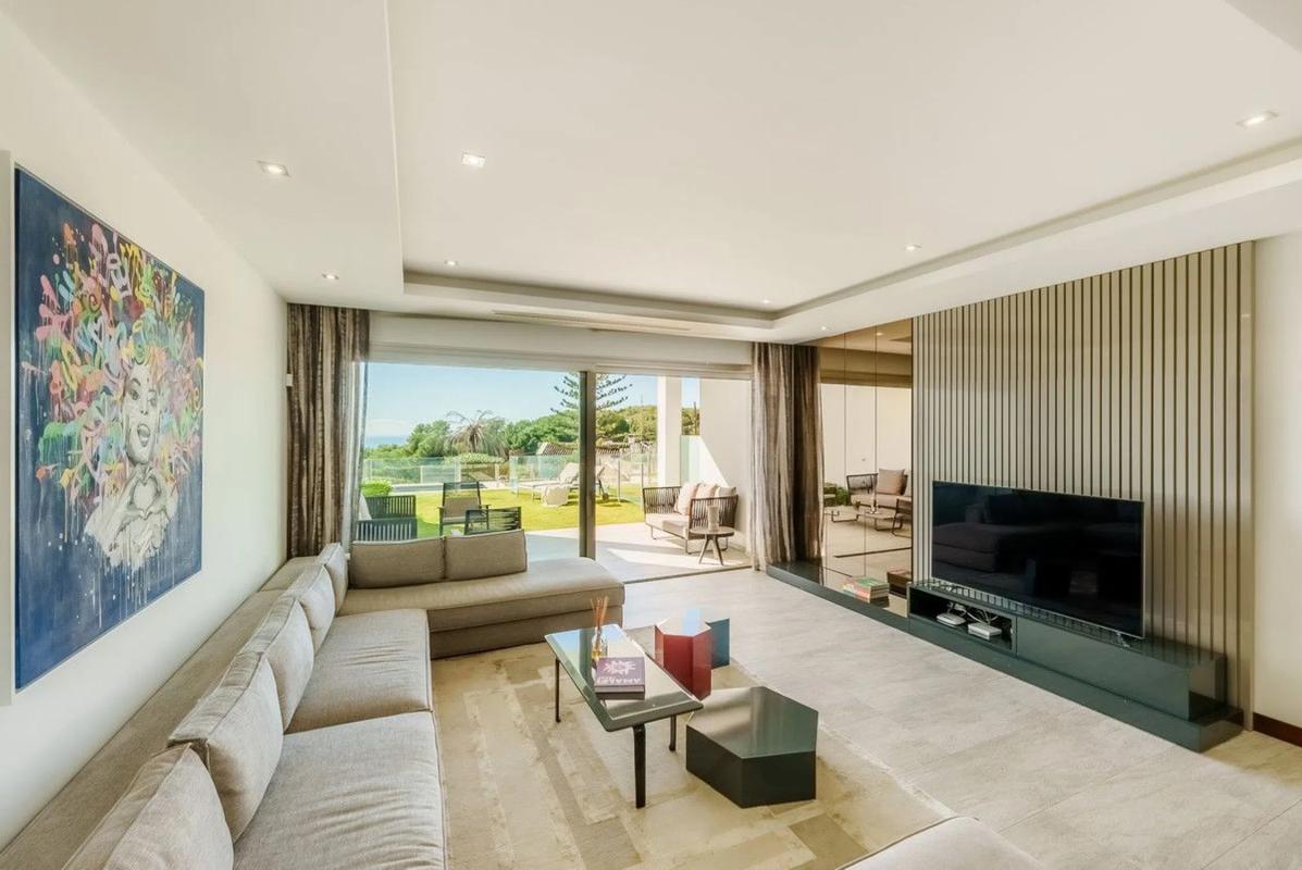 Venta de chalet adosado en Calle Campanillas , Marbella photo 4