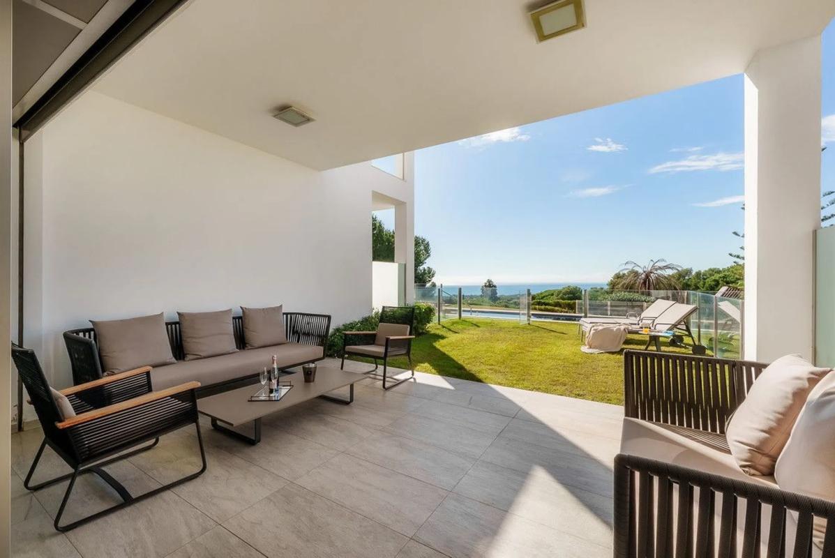 Venta de chalet adosado en Calle Campanillas , Marbella photo 5