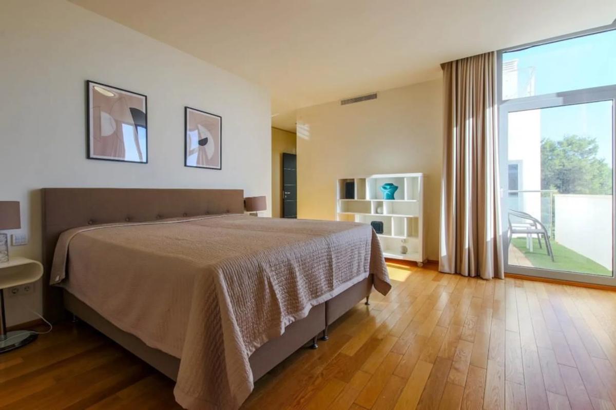 Properties for sale and rent in Spain photo 5