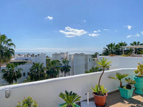 Duplex for sale on Calle margarita, Marbella photo 1
