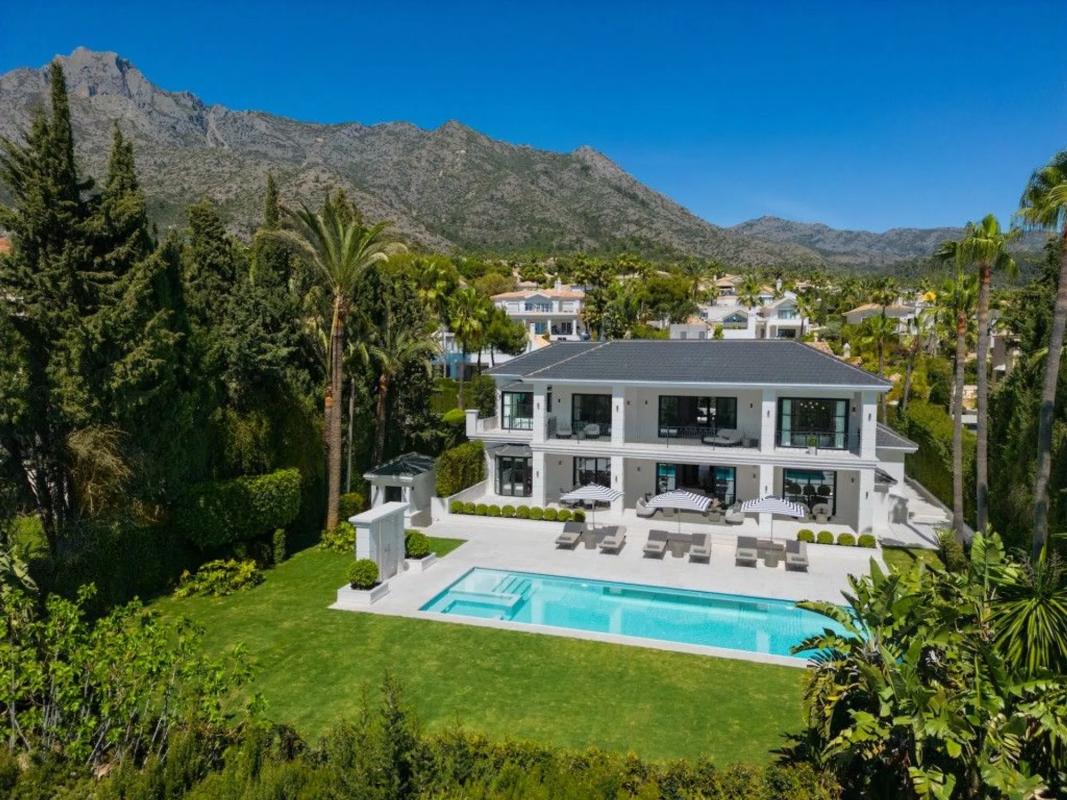Venta de chalet independiente en Calle Wagner, Marbella
photo 1