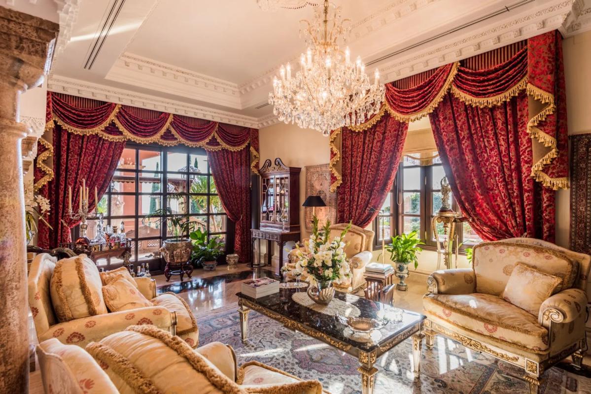 Продажа отдельного шале в  Barrio Sierra Blanca, Марбелла photo 5