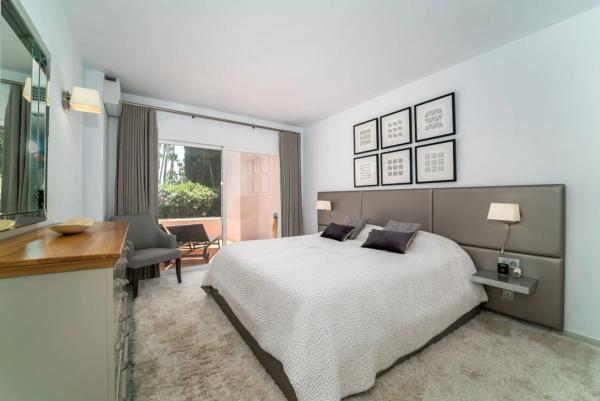 Квартира на продажу на Barrio Puente Romano, Марбелла photo 1