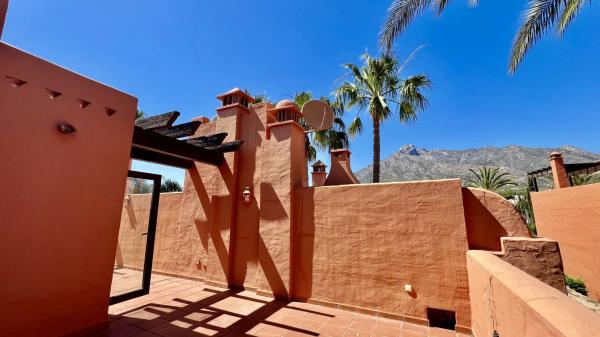 Terraced house for sale at  Barrio Lomas de Marbella Club , Marbella photo 3
