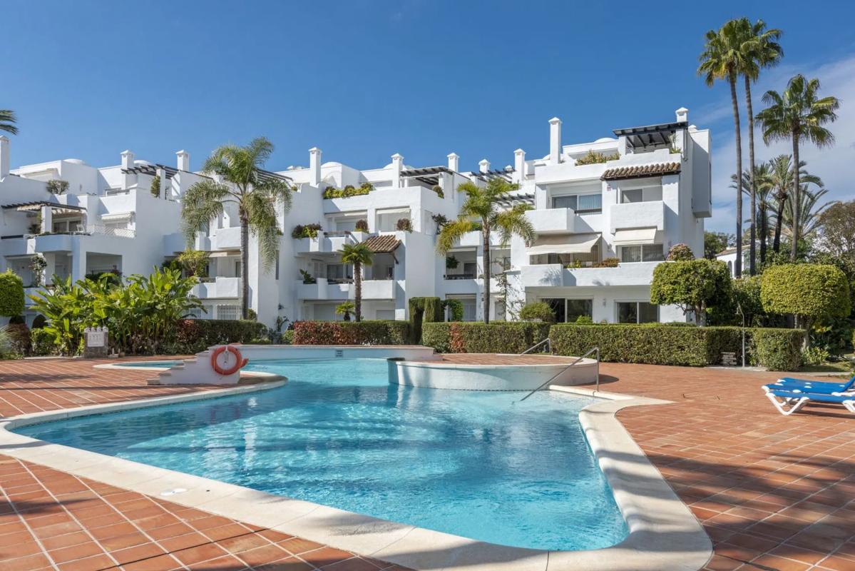 Venta de piso en Barrio La Carolina-Guadalpín, Marbella
 photo 3