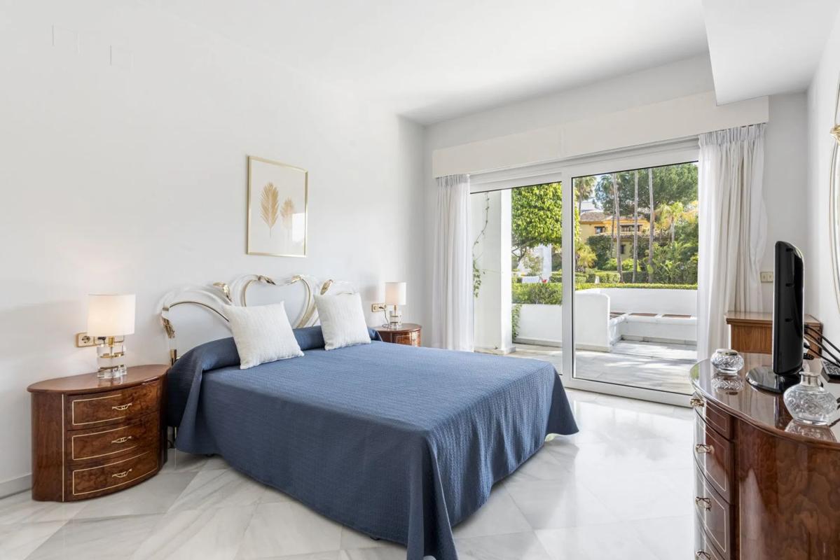 Venta de piso en Barrio La Carolina-Guadalpín, Marbella
 photo 5