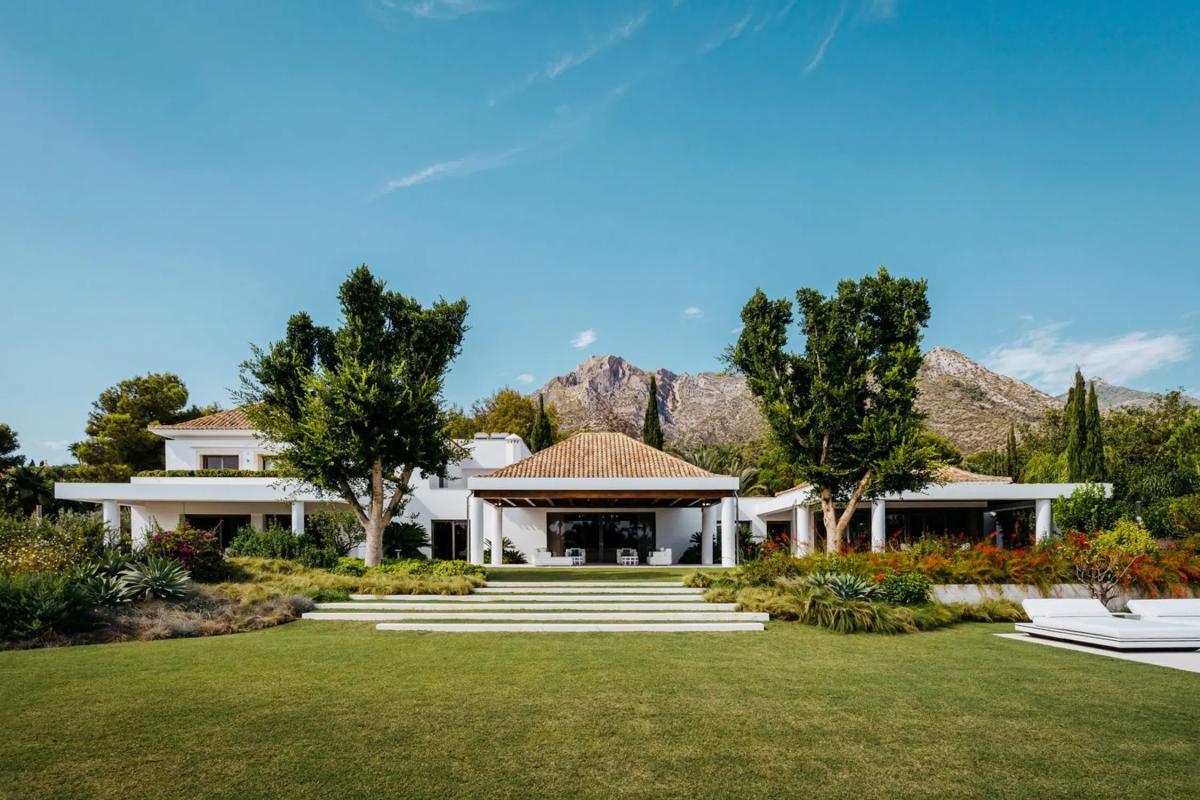 Venta de chalet independiente en Calle Sierra Blanca, Marbella
photo 1