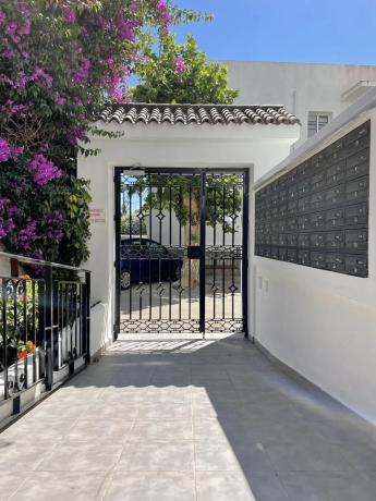 Квартира на продажу на Calle Marqués de Ivanrey s/n, Марбелла photo 1