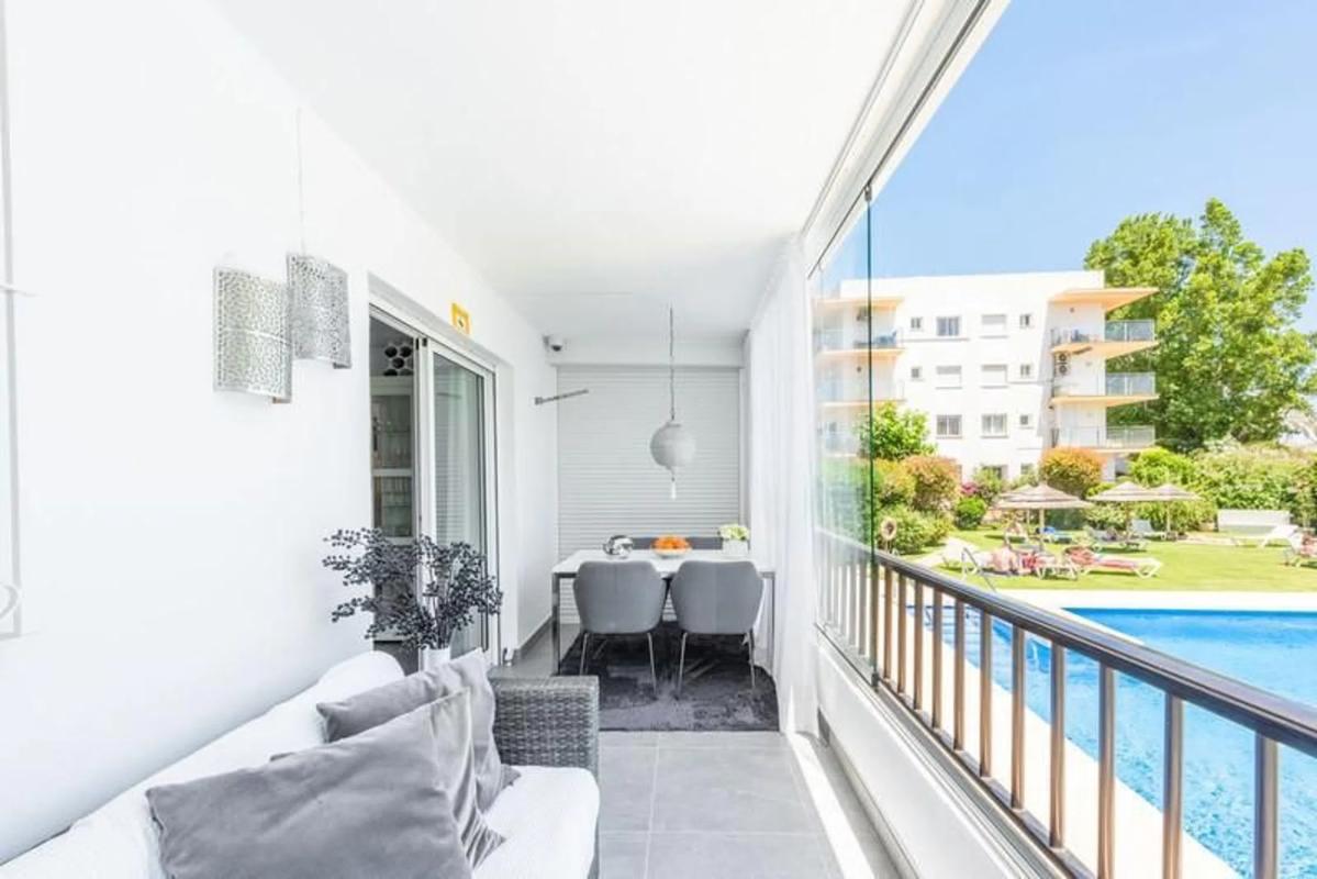 Sprzedaż mieszkania w Calle Marqués de Ivanrey s/n, Marbella
photo 3