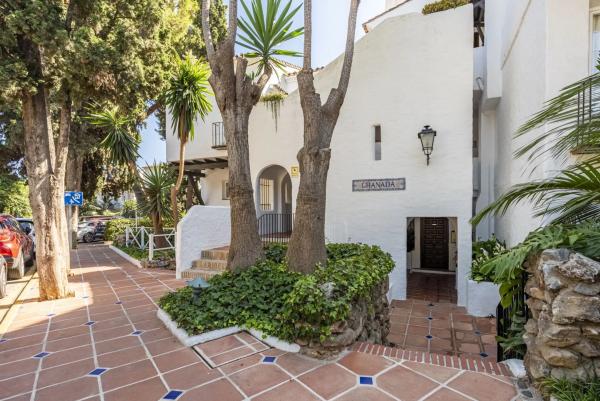 Studium na sprzedaż w Barrio Puente Romano, Marbella photo 1