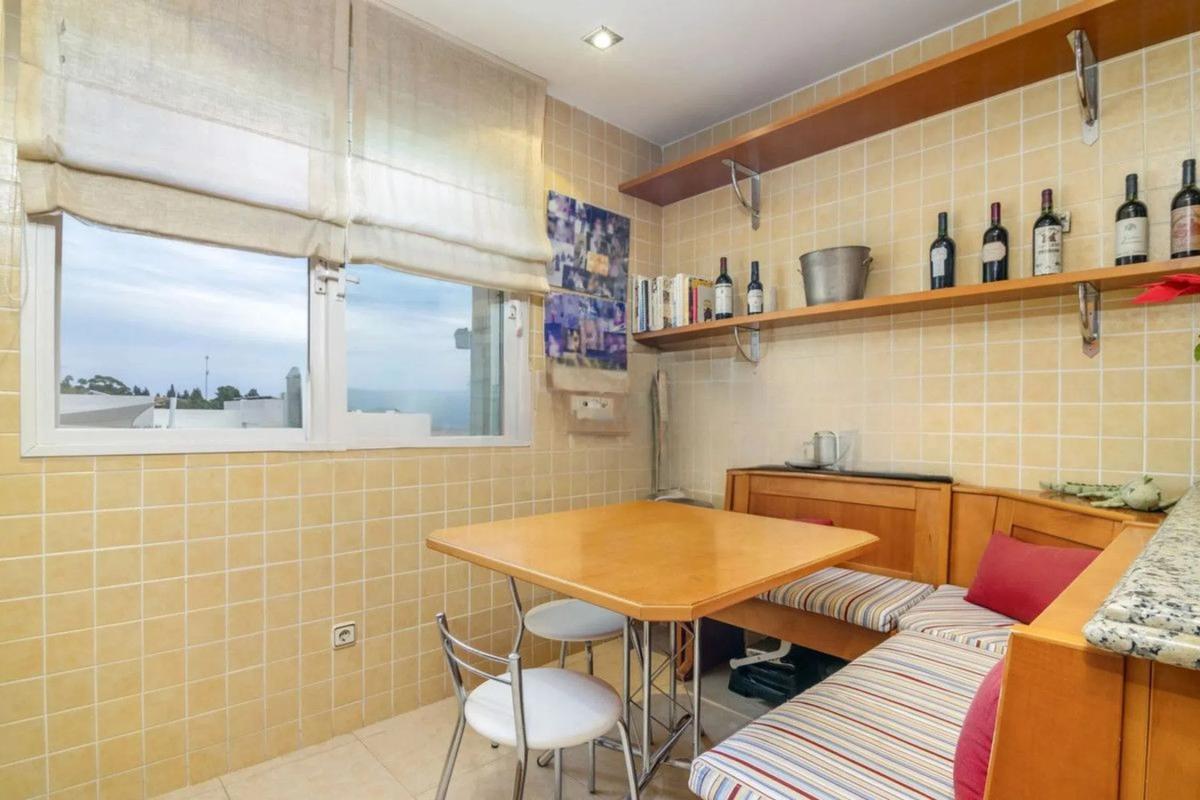 Venta de piso en Urb. Lomas Rio Verde, 31 -a, Marbella
photo 1