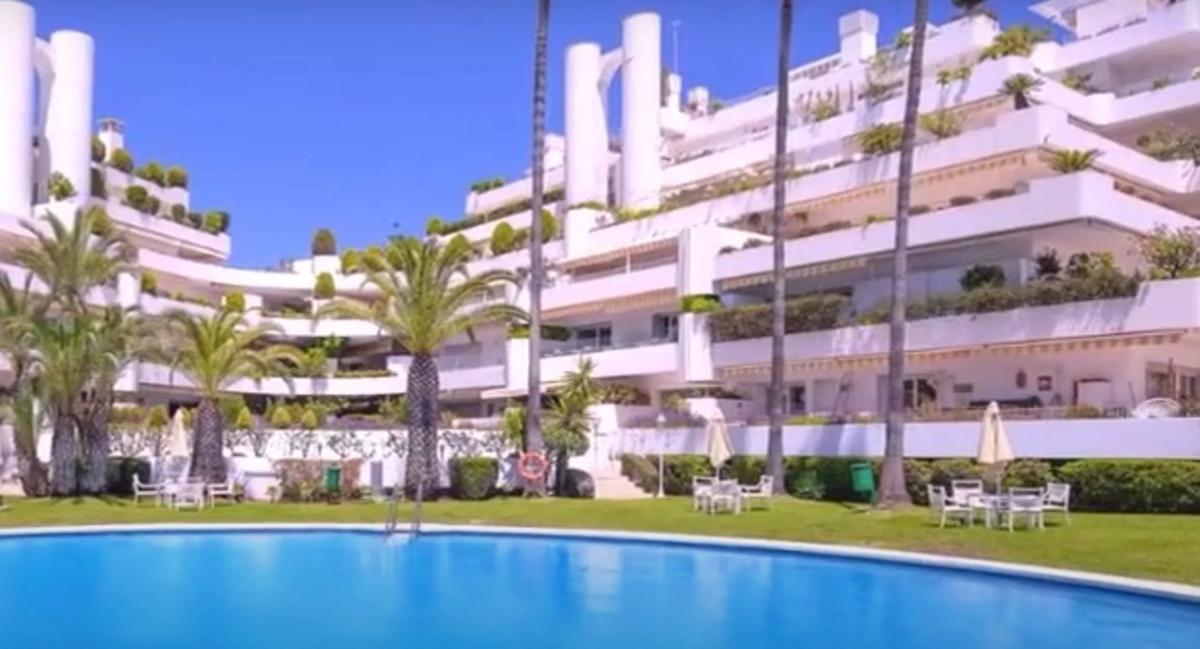 Venta de piso en Barrio Lomas de Marbella Club, Marbella
photo 1