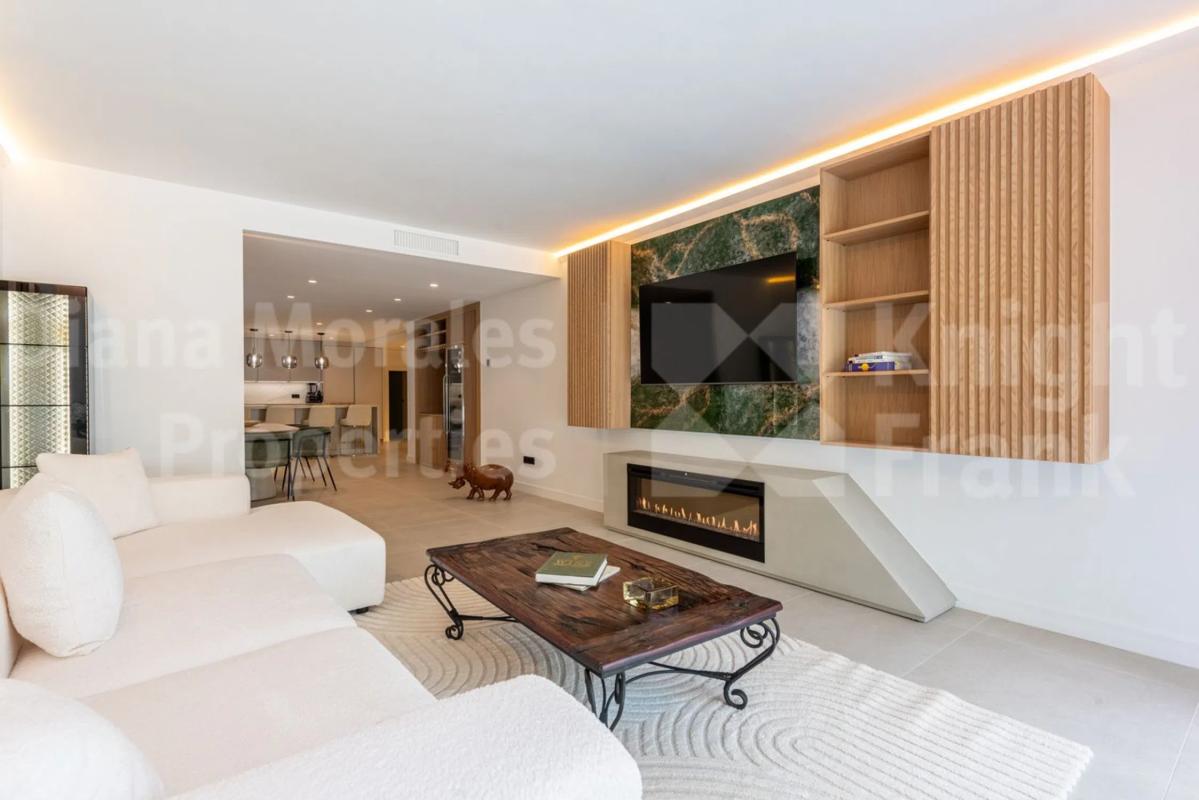 Venta de piso en Barrio Lomas de Marbella Club, Marbella
 photo 3
