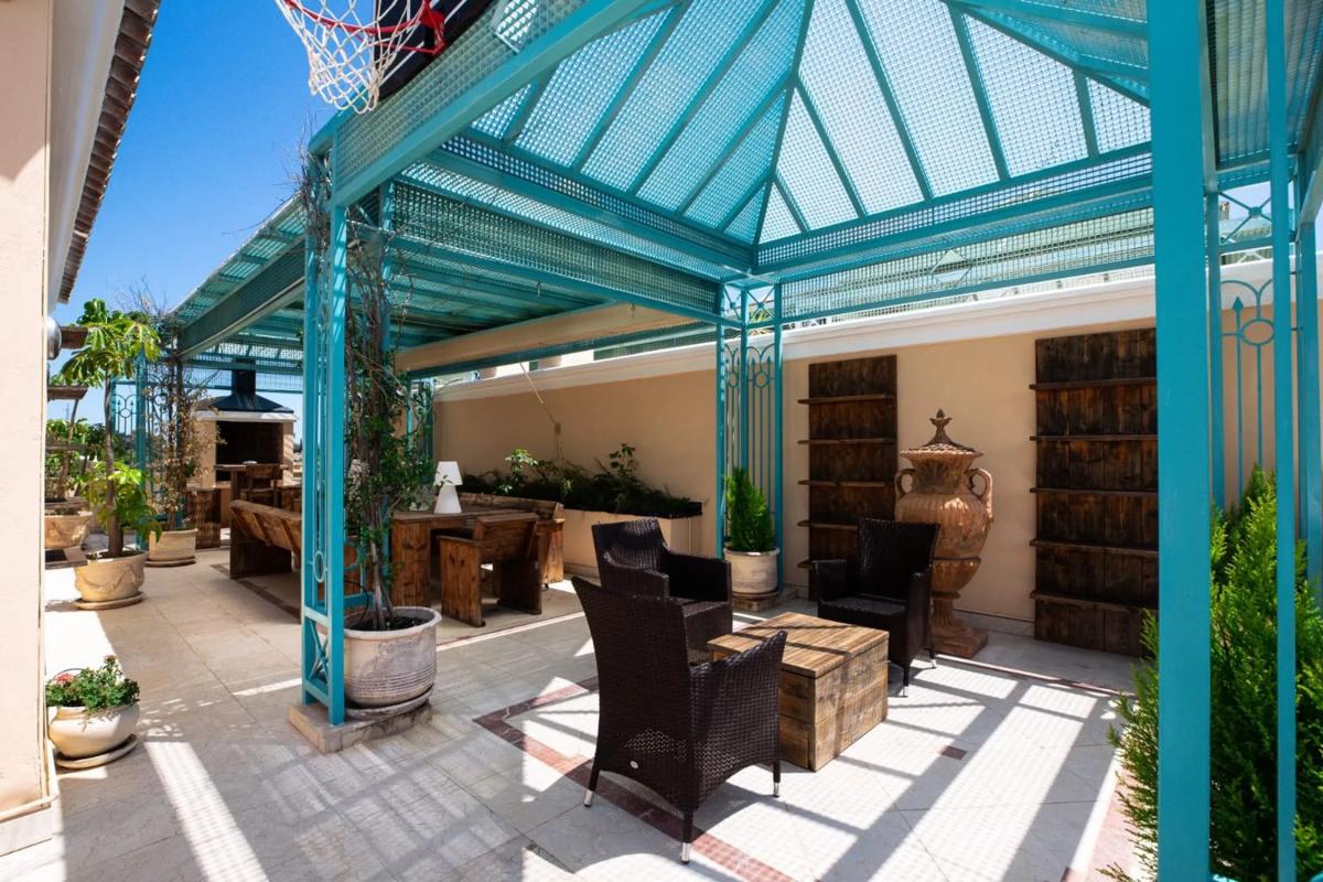 Продажа пентхауса на Bulevar Lugar Urbanizacion Lomas de Rio Verde, 31 A, Марбелла photo 4