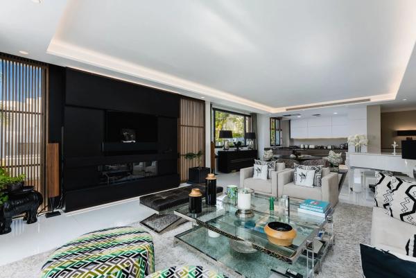 Duplex na sprzedaż w Calle Warner, 5, Marbella thumbnail 1