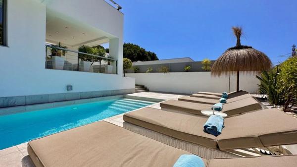 Chalet wolnostojący na sprzedaż w Barrio Sierra Blanca, Marbella photo 1