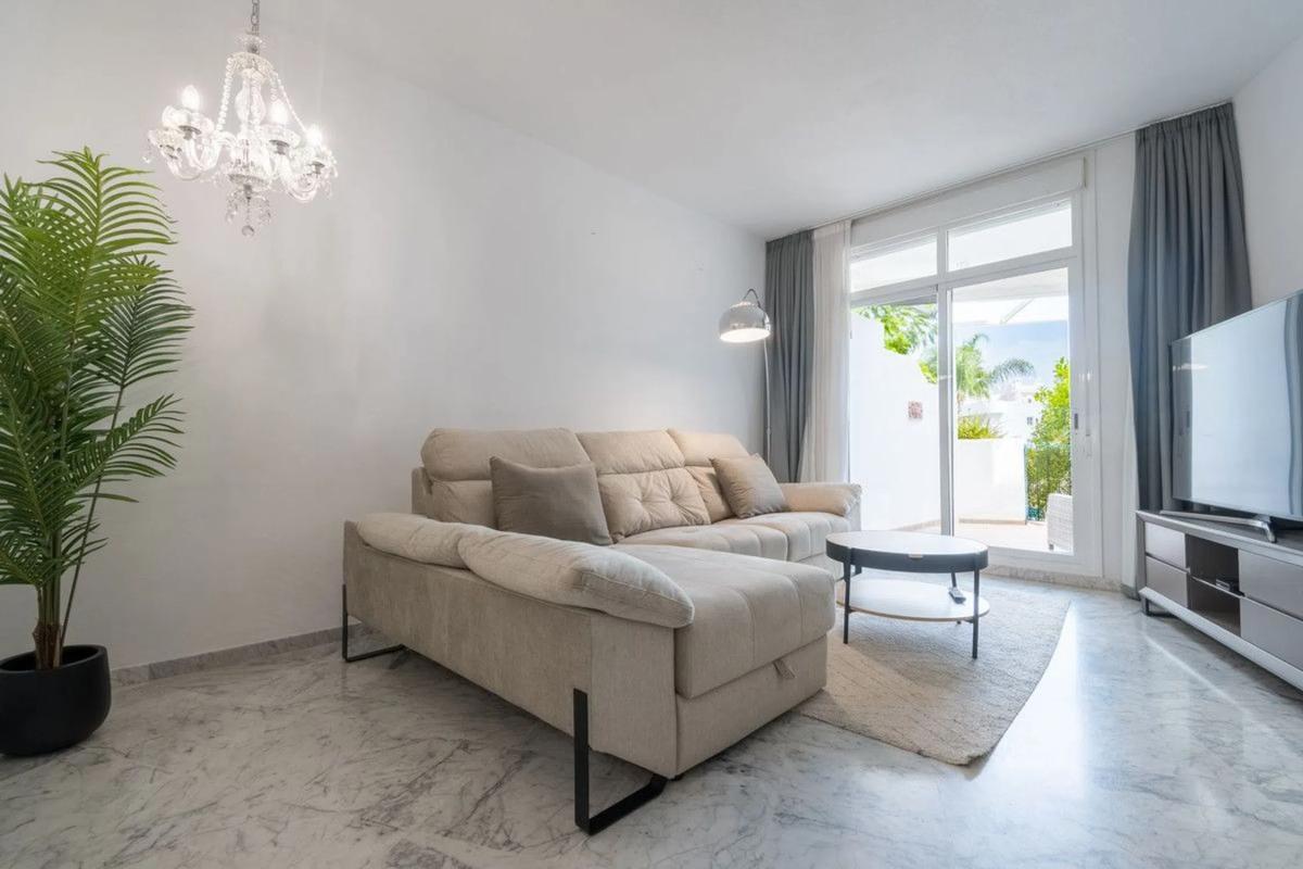 Venta de piso en Marbella Real Bl:E s/n, Marbella
photo 3