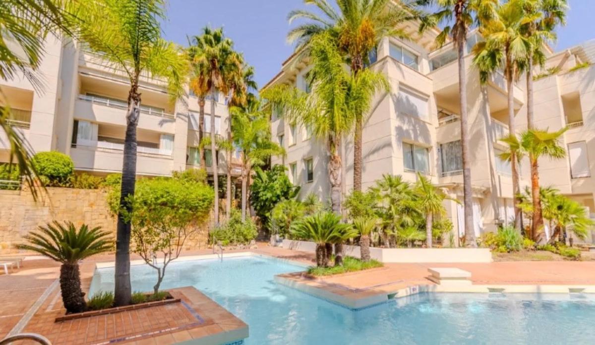 Venta de duplex en Calle Pizarra, Marbella photo 1