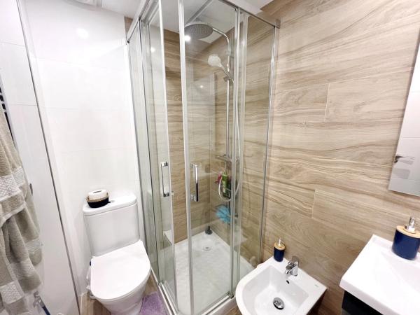 Piso en venta en Avenida Conde Rudi, 2, Marbella
 photo 4