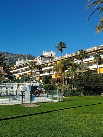 Studium na sprzedaż w Calle urbanizacion carolina park milla de oro s/n, Marbella photo 1