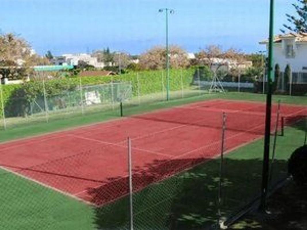 Venta de estudio en Calle urbanizacion carolina park milla de oro s/n, Marbella photo 5