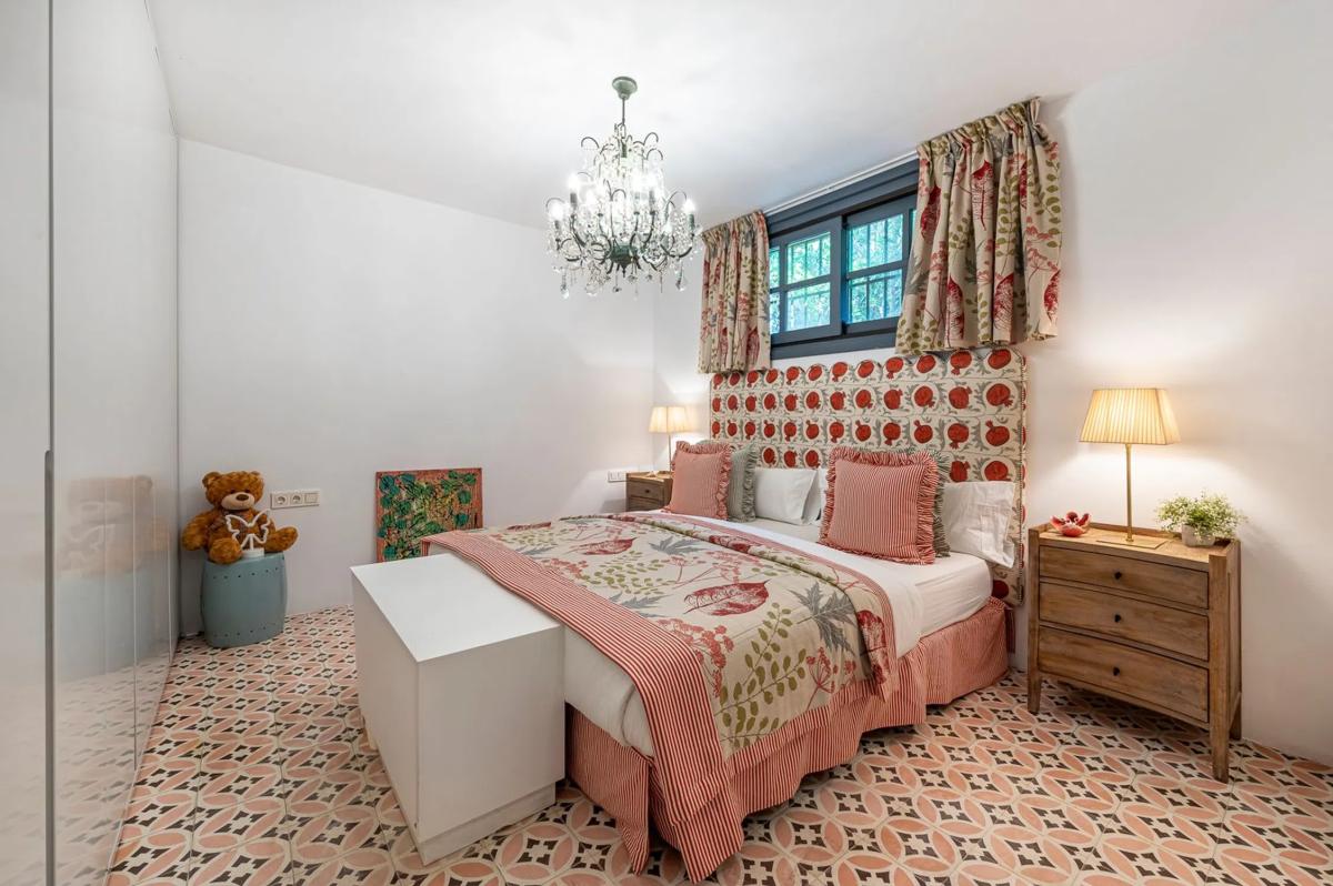 Продажа отдельного шале в Calle Sierra Nevada s/n, Марбелла photo 2