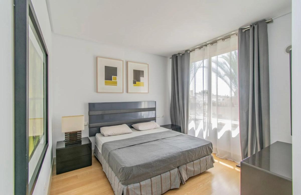 Venta de duplex en Barrio Sierra Blanca, Marbella photo 3
