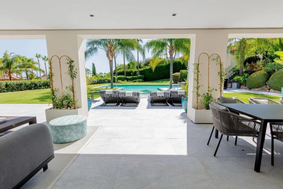 Venta de chalet independiente en Barrio Sierra Blanca, Marbella
photo 4