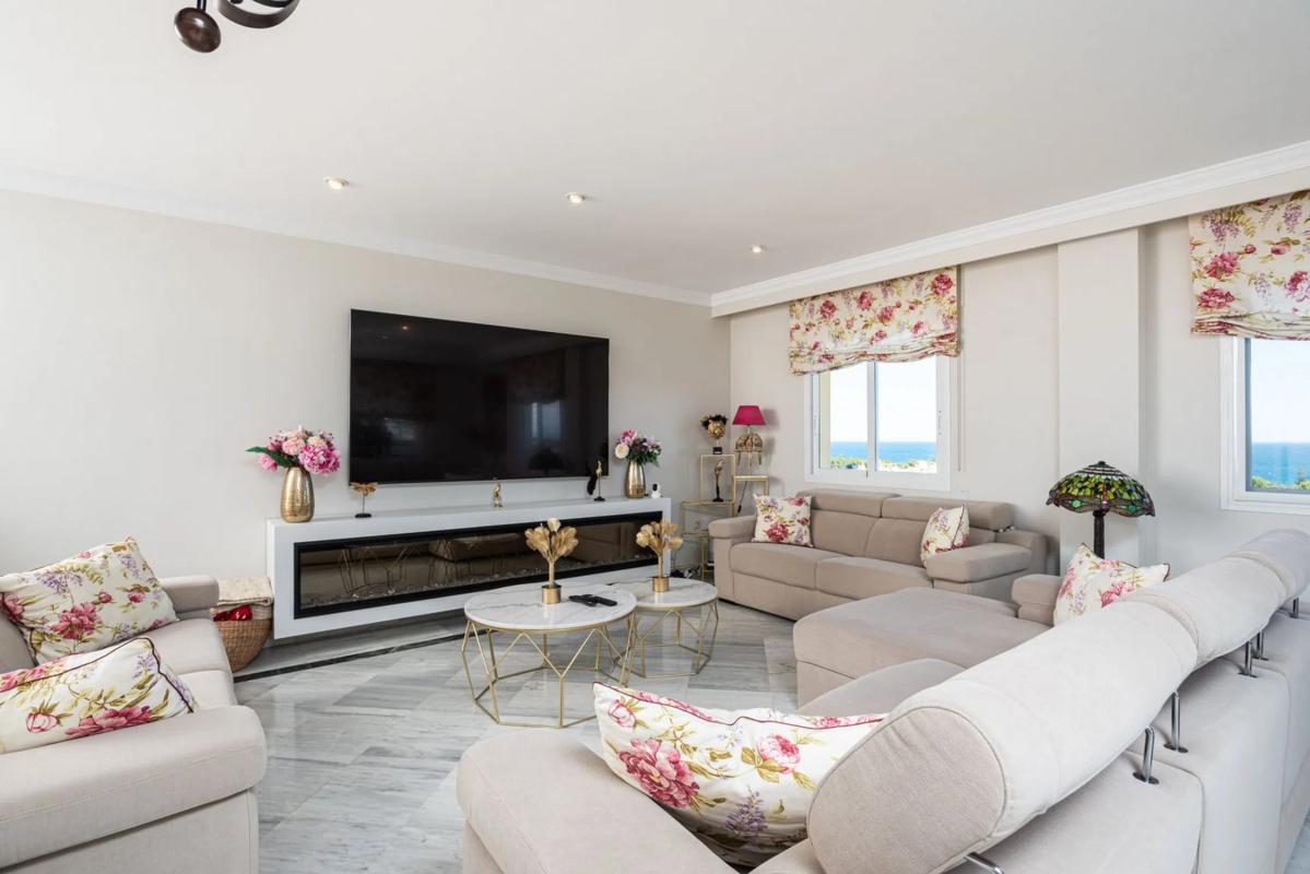 Venta de duplex en Barrio La Carolina-Guadalpín, Marbella photo 2