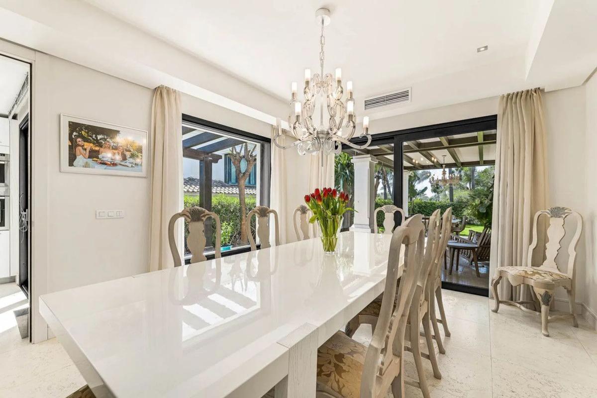 Venta de chalet independiente en Barrio Lomas de Marbella Club, Marbella
 photo 3