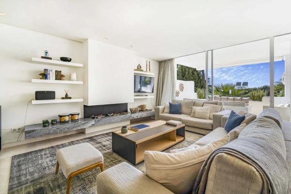 Duplex en venta en Barrio Puente Romano, Marbella photo 1