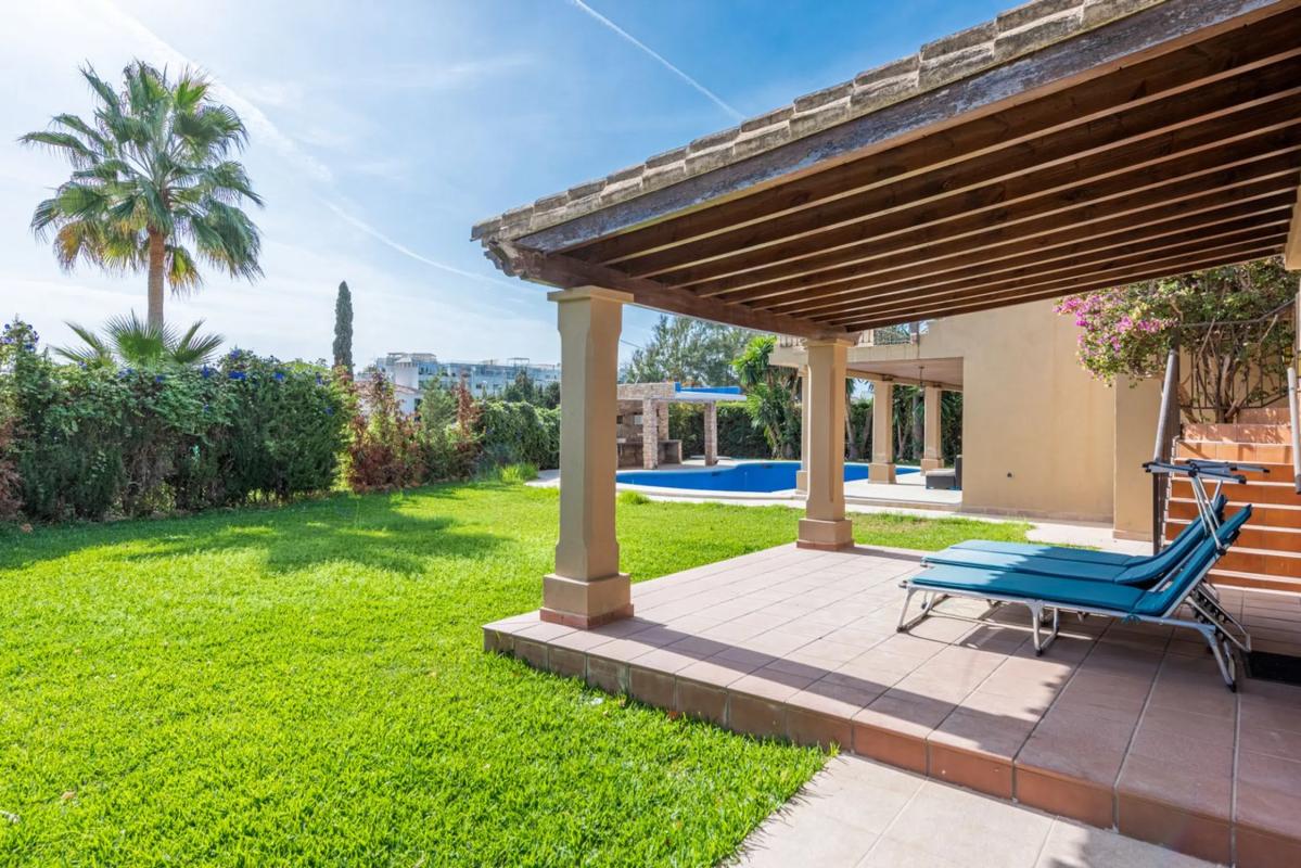 Sprzedaż niezależnego domku jednorodzinnego w Barrio Las Lomas de Río Verde, Marbella photo 3
