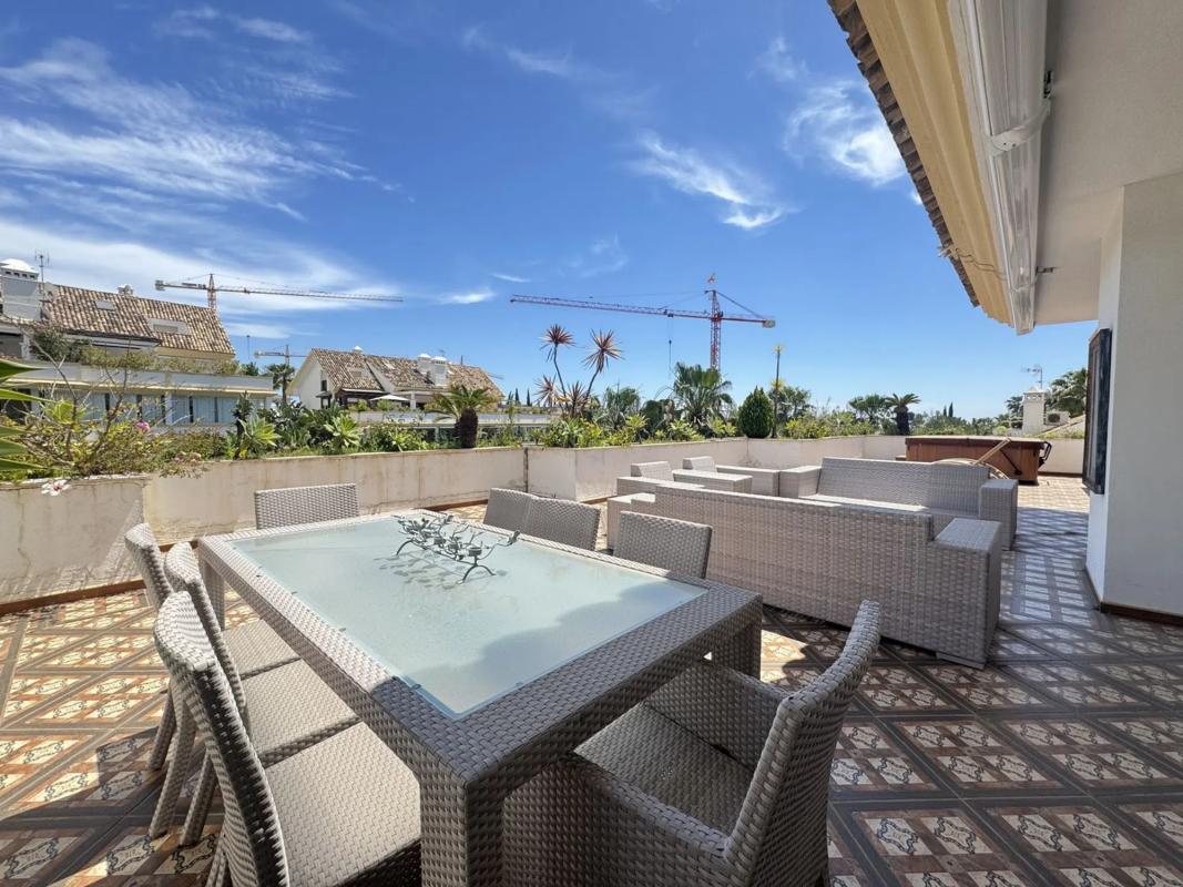Venta de duplex en Barrio Lomas de Marbella Club, Marbella photo 5