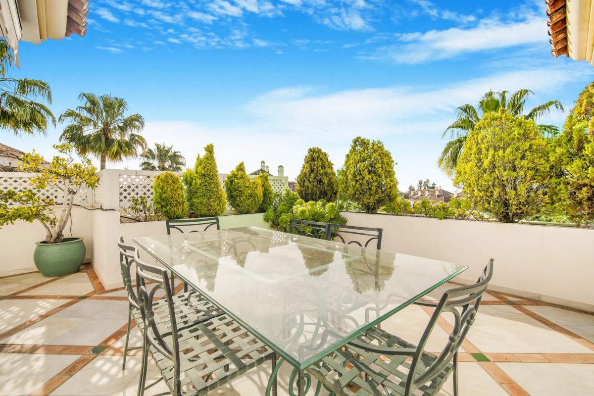 Venta de ático en Monte paraiso s/n, Marbella photo 5