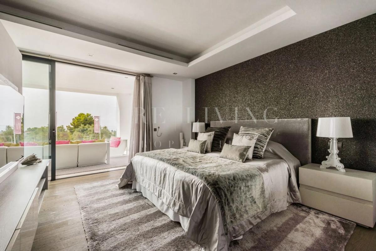 Venta de chalet independiente en Calle Julio Caro Baroja, Marbella
photo 5