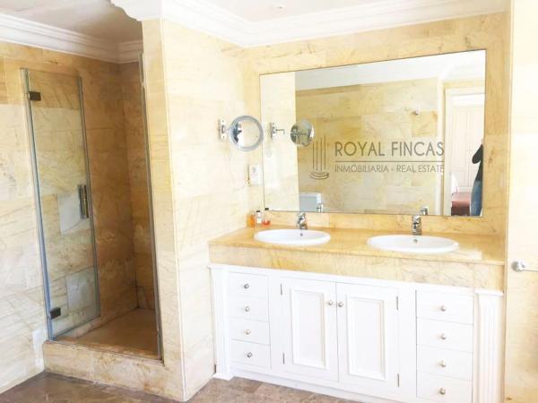 Chalet wolnostojący na sprzedaż w Nagüeles-Milla de Oro, Marbella s/n, Marbella photo 1
