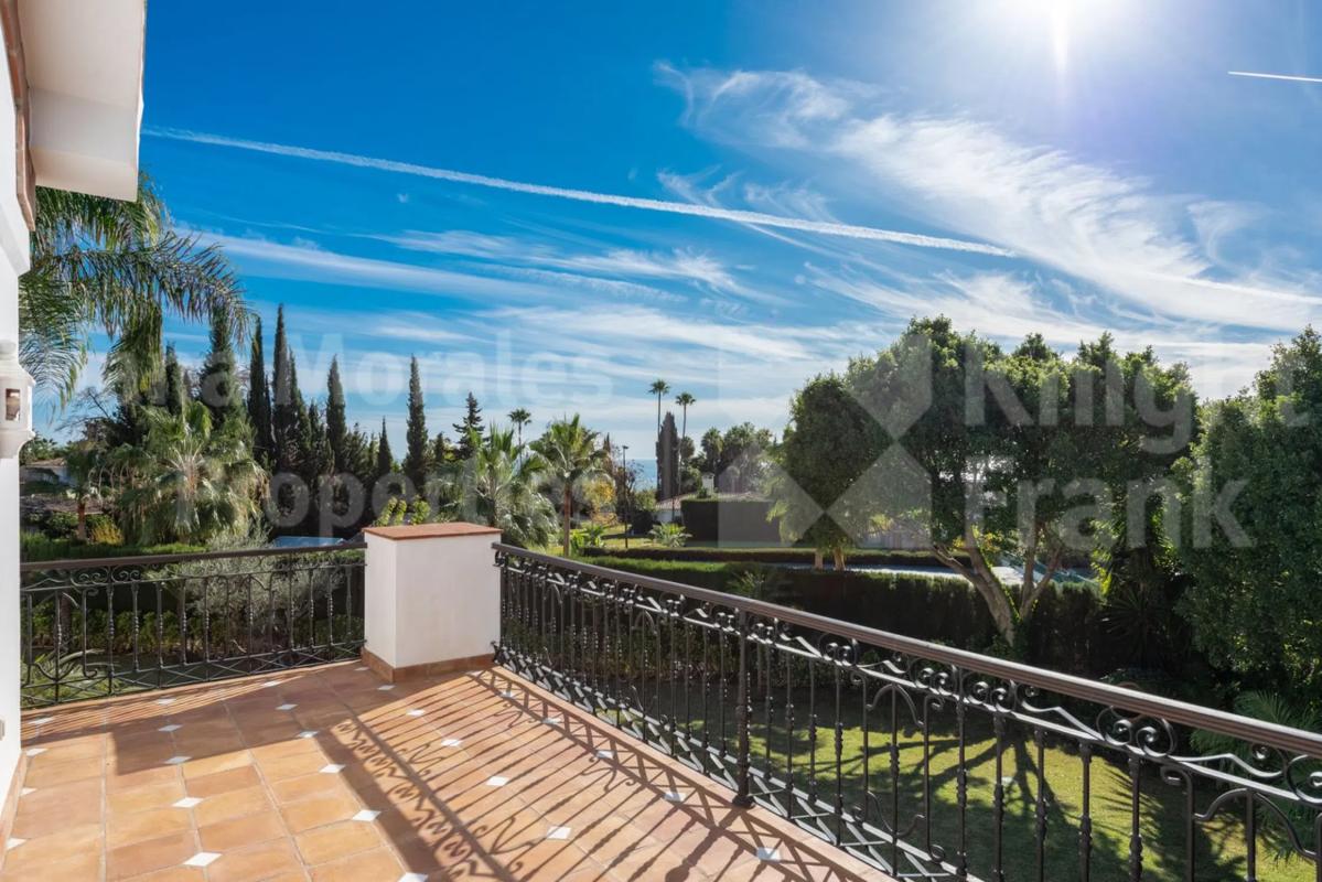 Sprzedaż niezależnego domku jednorodzinnego w Barrio Puente Romano, Marbella photo 3