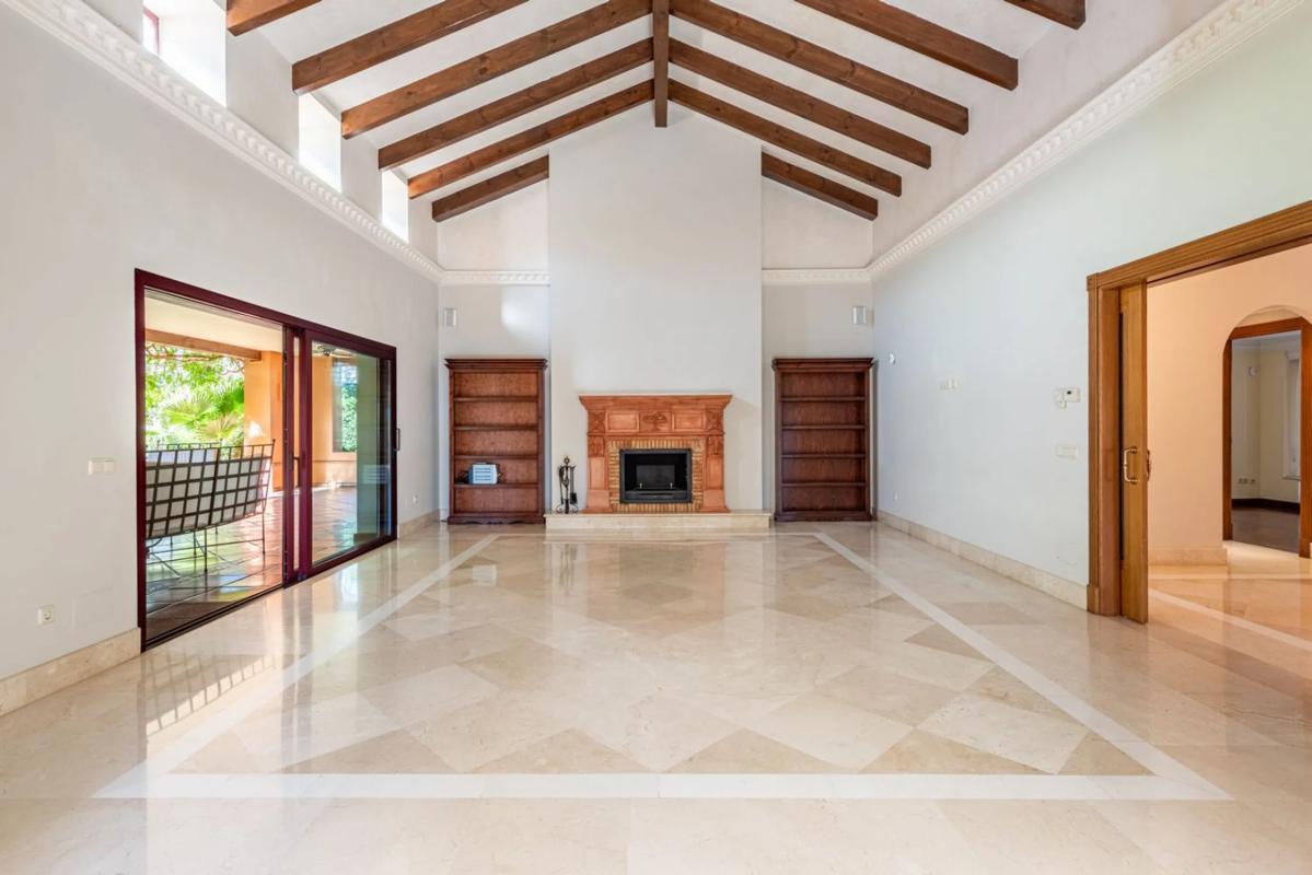 Sprzedaż niezależnego domku jednorodzinnego w Barrio Sierra Blanca, Marbella photo 4