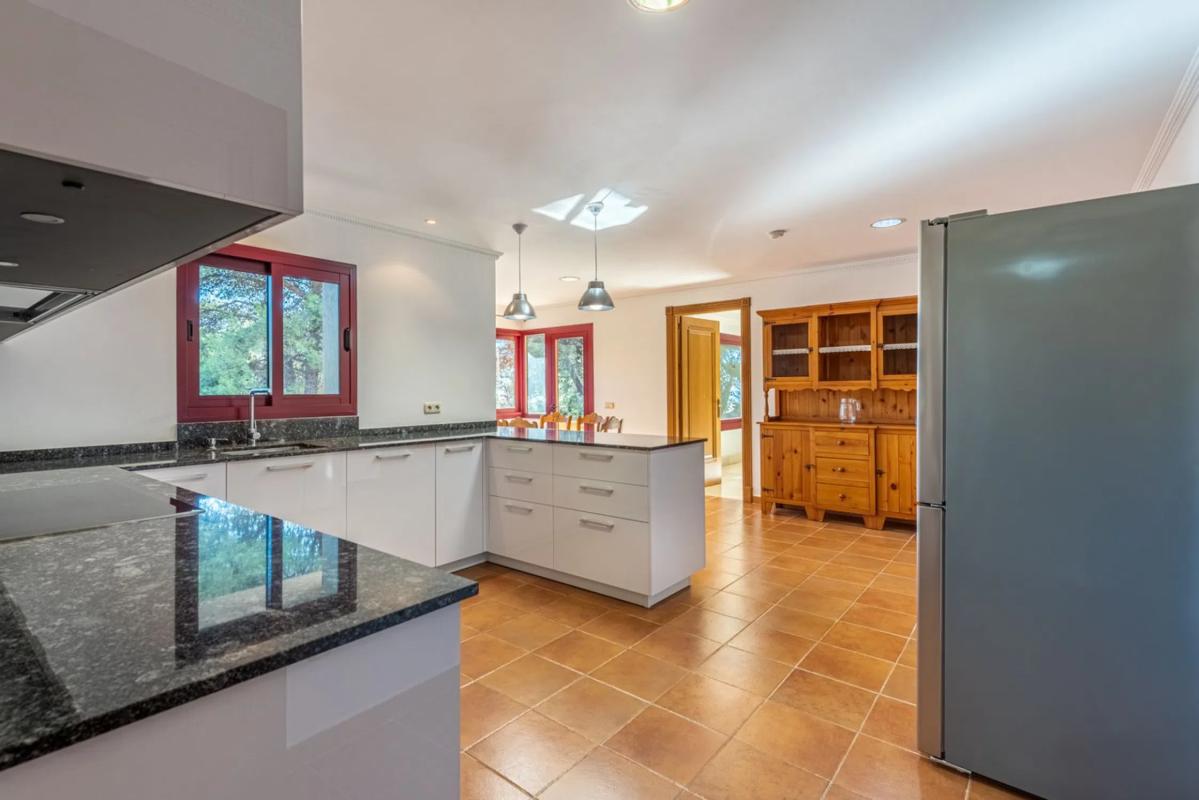 Sprzedaż niezależnego domku jednorodzinnego w Barrio Sierra Blanca, Marbella photo 5