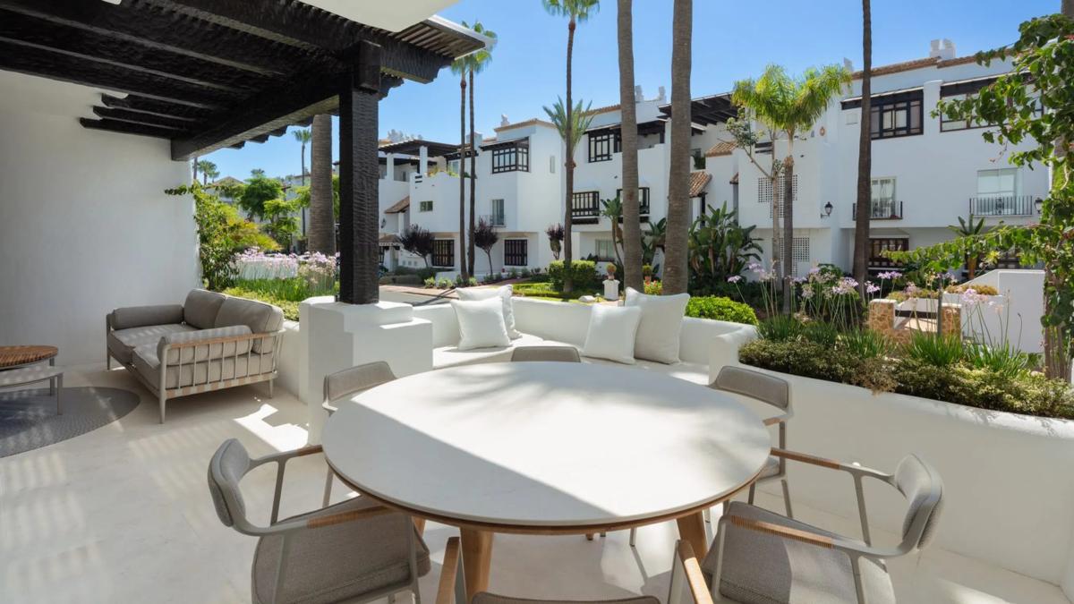 Venta de piso en Conjunto Jardín Andaluz, Marbella
photo 2