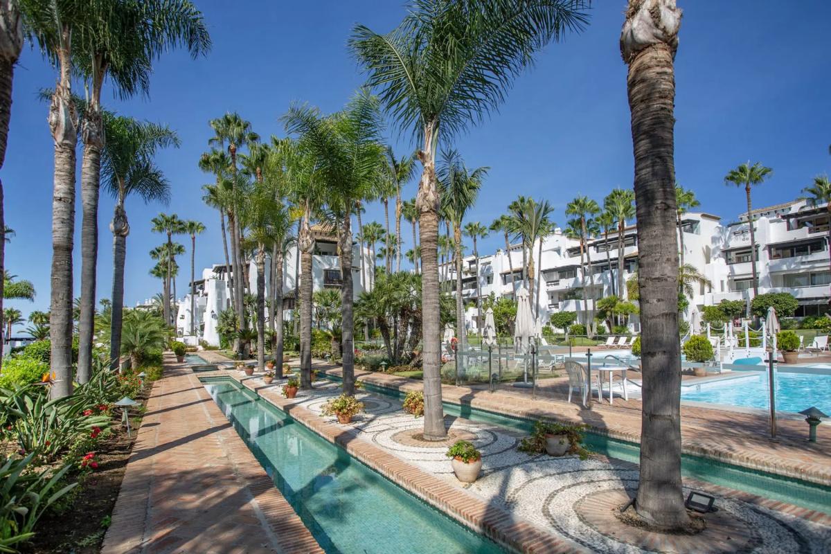 Sprzedaż mieszkania w Conjunto Jardín Andaluz, Marbella
 photo 2