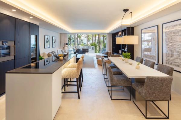 Квартира на продажу на Conjunto Jardín Andaluz, Марбелла photo 1