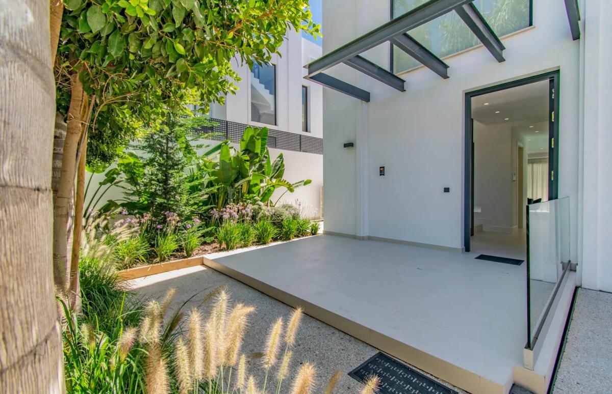 Sale of independent chalet in Calle Juan Chinchilla, Marbella
photo 4